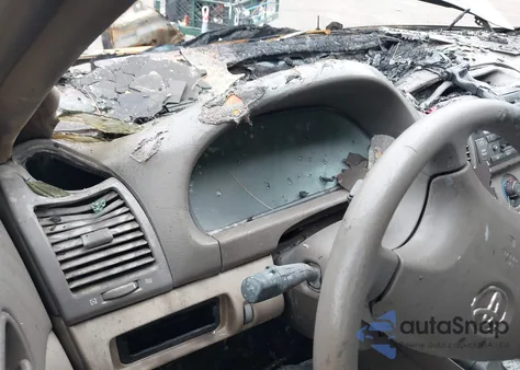 2004 Toyota Camry Le from USA, damaged, VIN 4T1BE32K14U853625